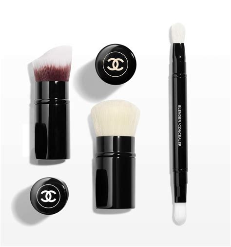 chanel face brush.